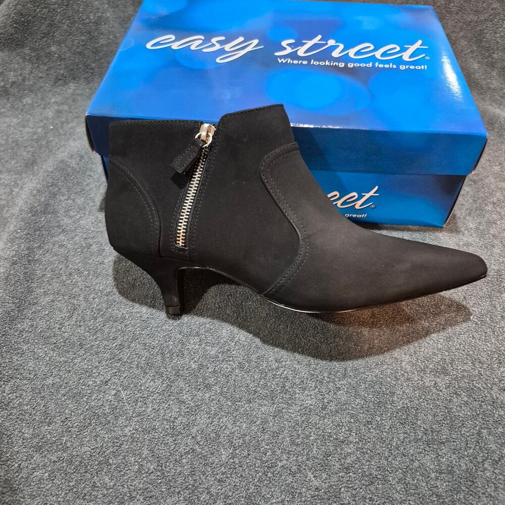 NEW Easy Street Women's Annalee Ankle Boot, Black Lame, 9 X-Wide